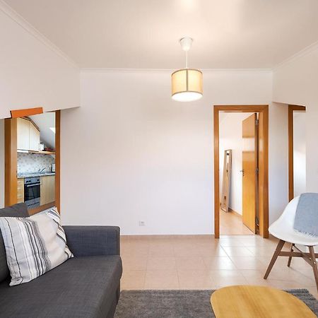Central Gem IV - Lisbon Trendy Santos District With Dedicated Workspace Εξωτερικό φωτογραφία